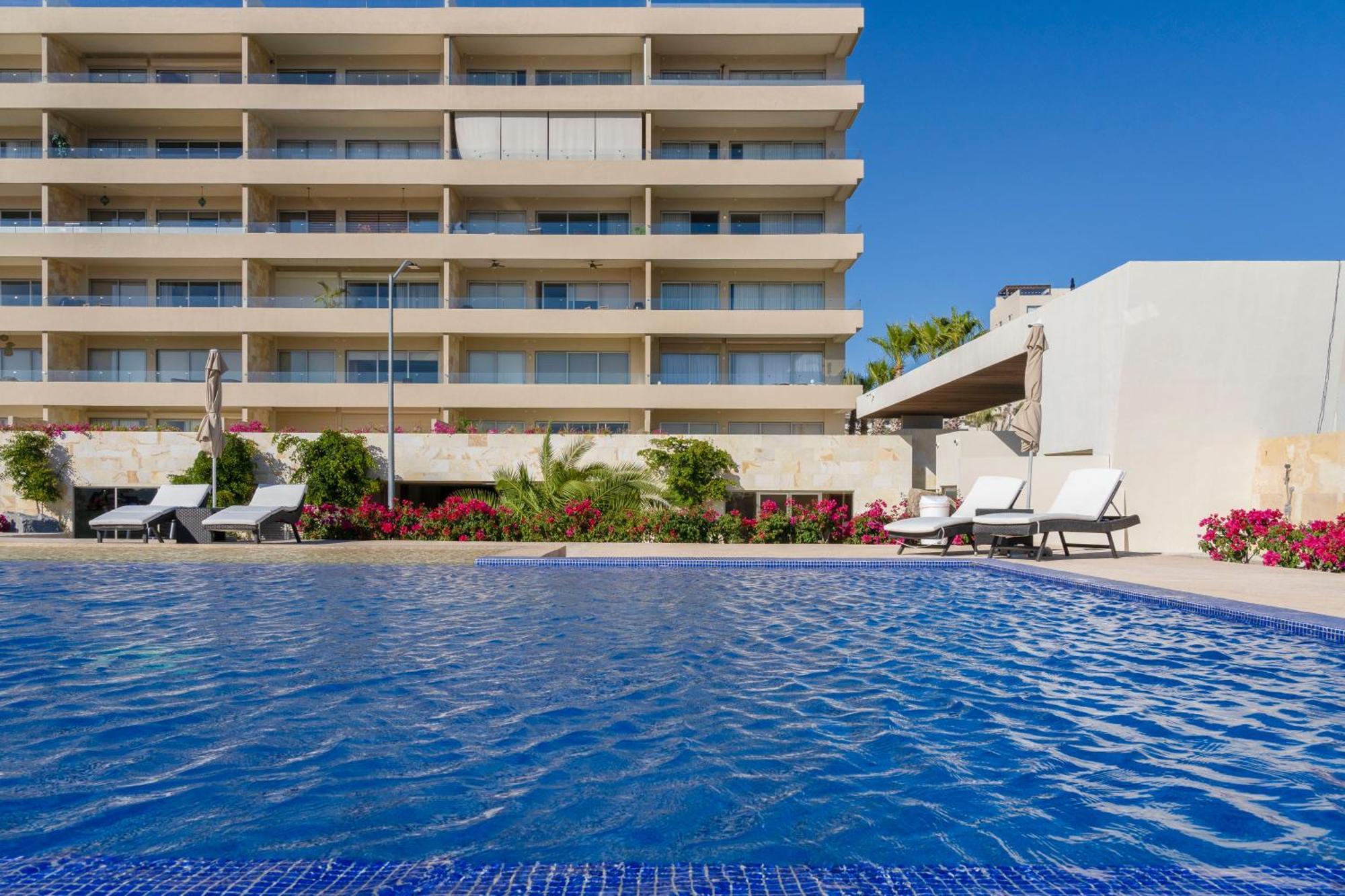 Apartment Luxury With Pool, Jacuzzi, And Private Terrace *