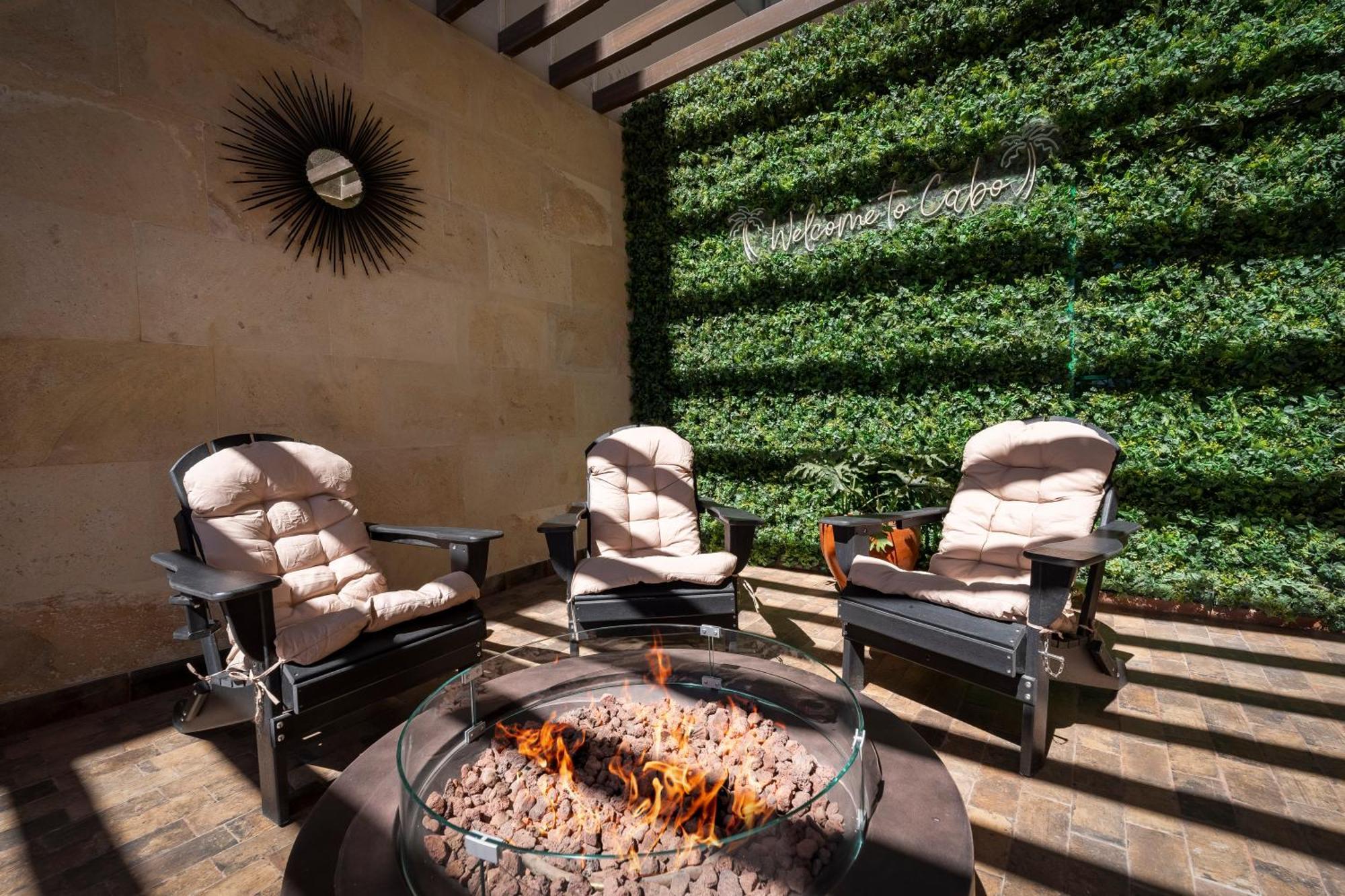 Luxury With Pool, Jacuzzi, And Private Terrace