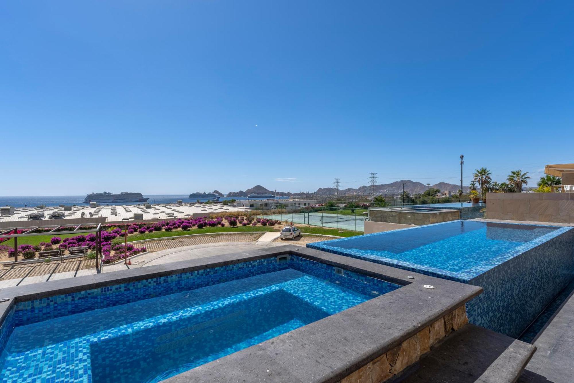 Luxury With Pool, Jacuzzi, And Private Terrace Cabo San Lucas