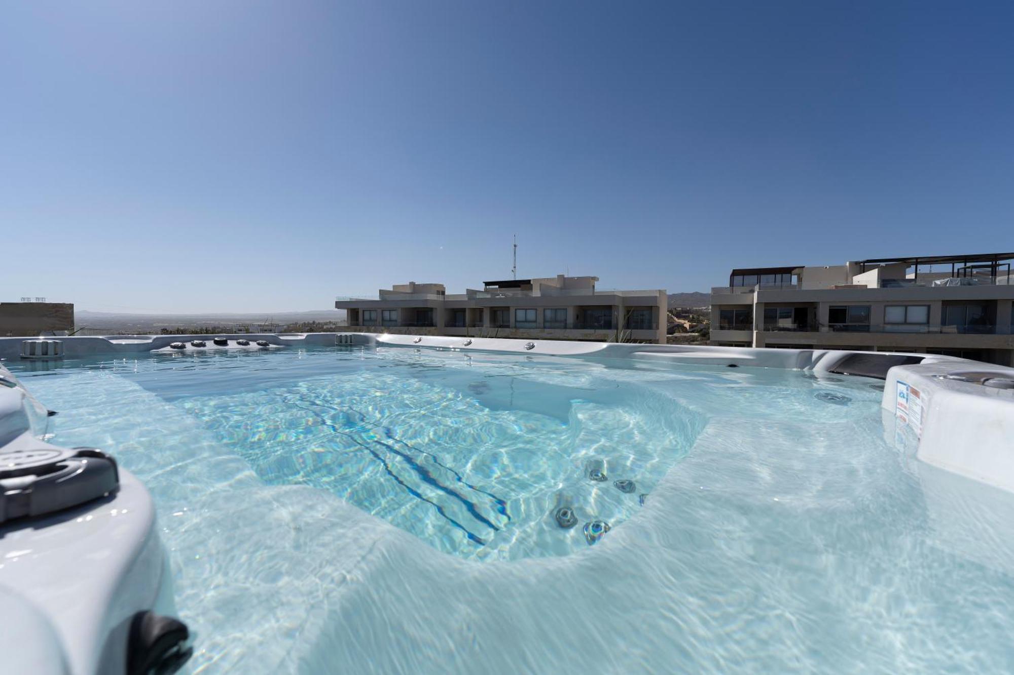 Apartment Brand New Luxury Ph With Private Pool And Views