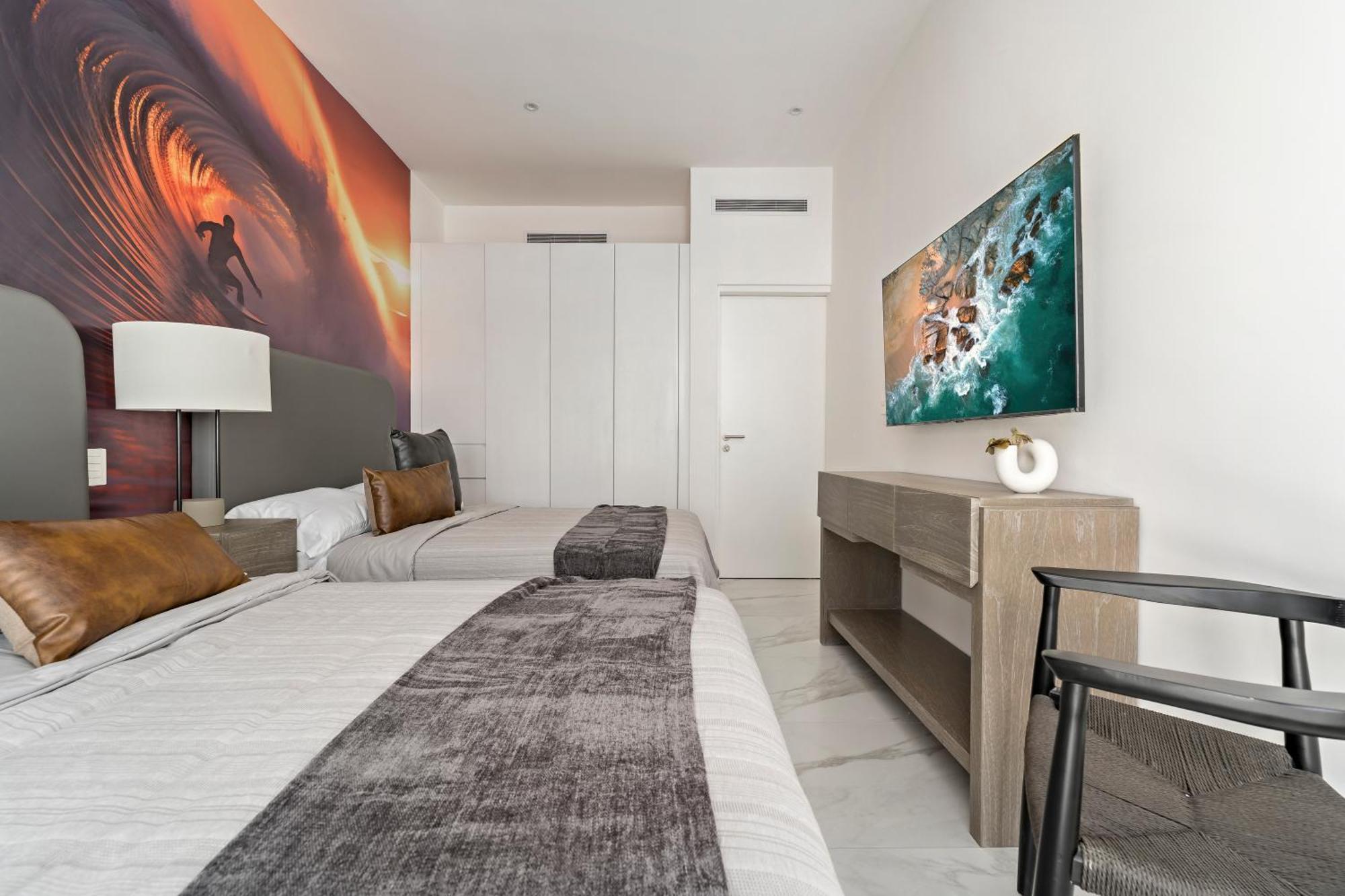 Luxury With Pool And Jacuzzi On Terrace In Medano Apartment *