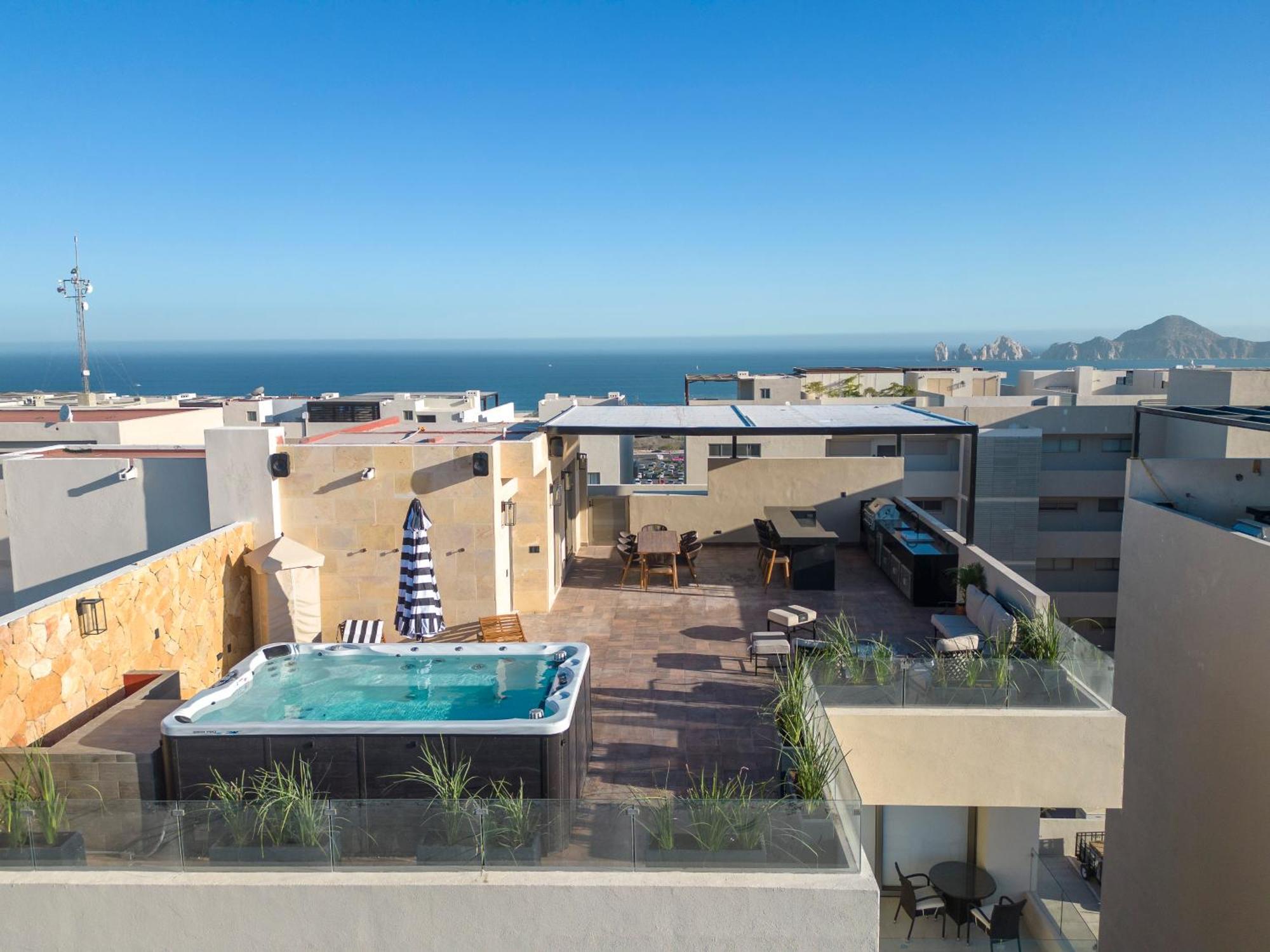 Apartment Brand New Luxury Ph With Private Pool And Views