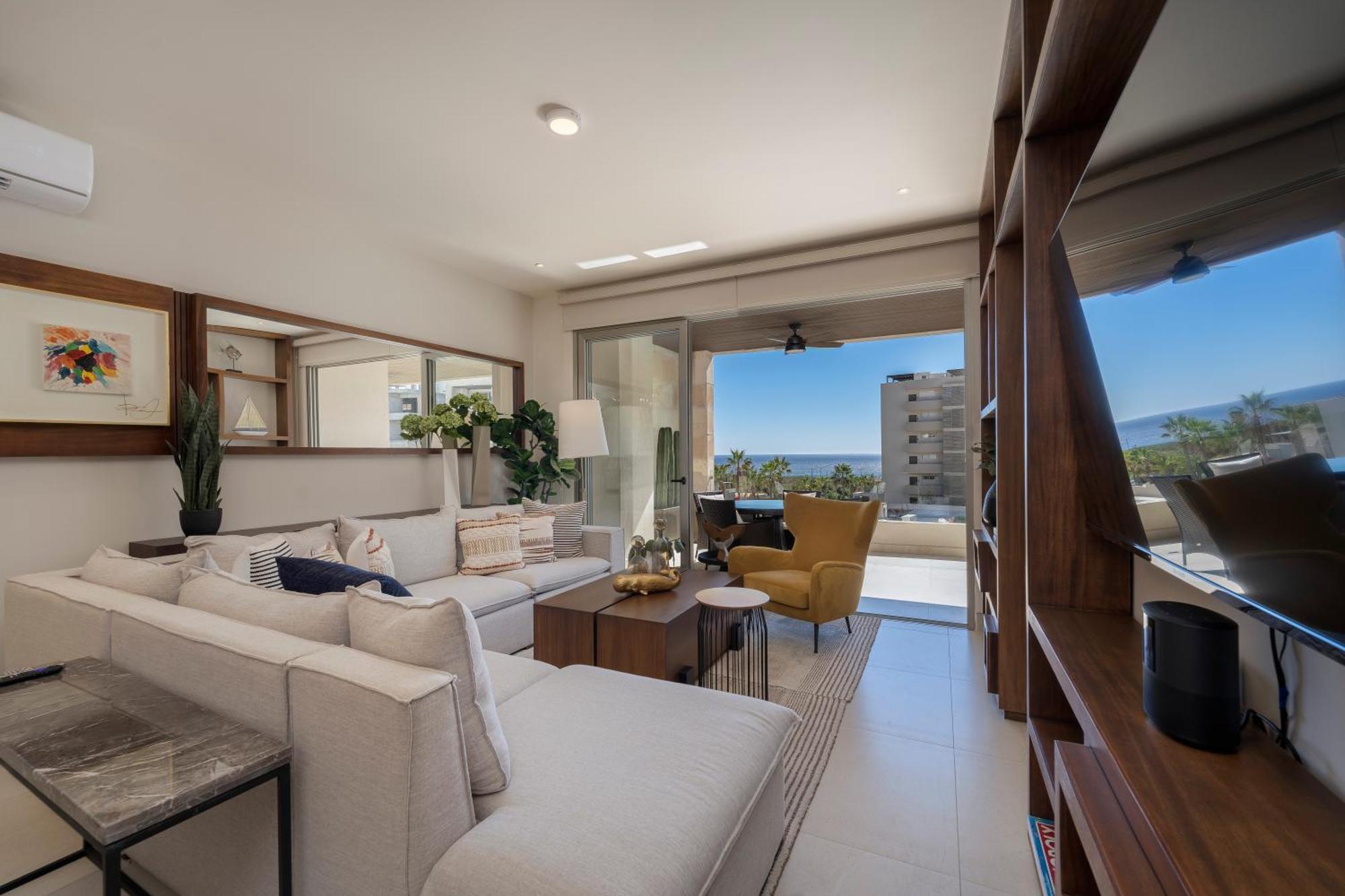 Luxury Beachfront In Cabo * Cabo San Lucas
