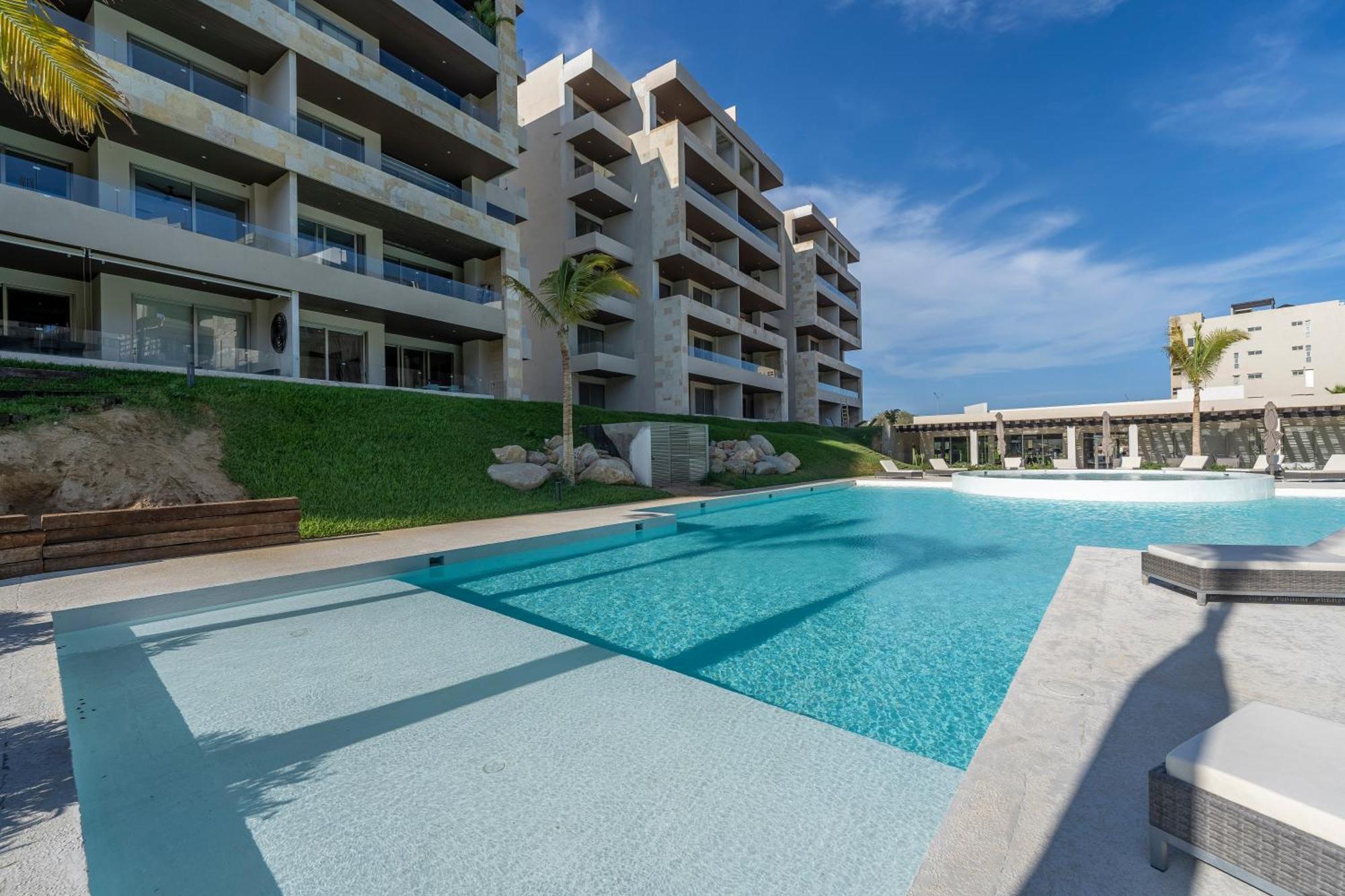 Luxury Beachfront In Cabo Apartamento *