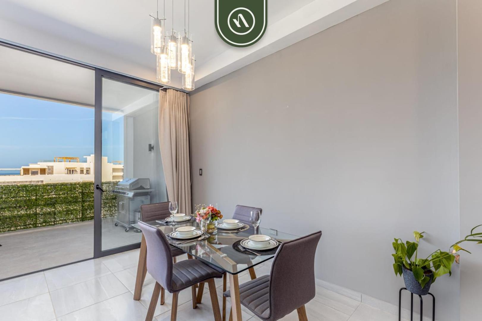 New 2 Bedroom With Private Terrace - Bbq Apartment *