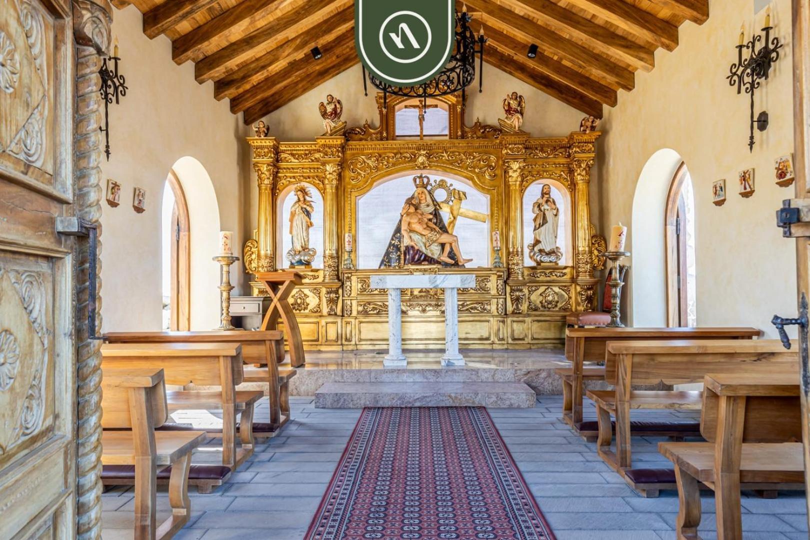 With Private Pool & Patio In Cabo *
