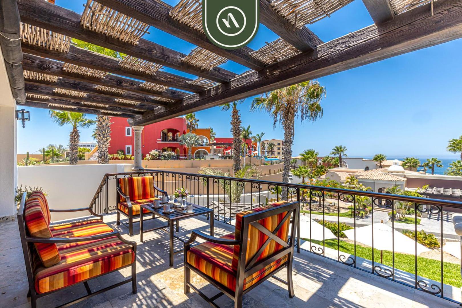 With Private Pool & Patio In Cabo Villa