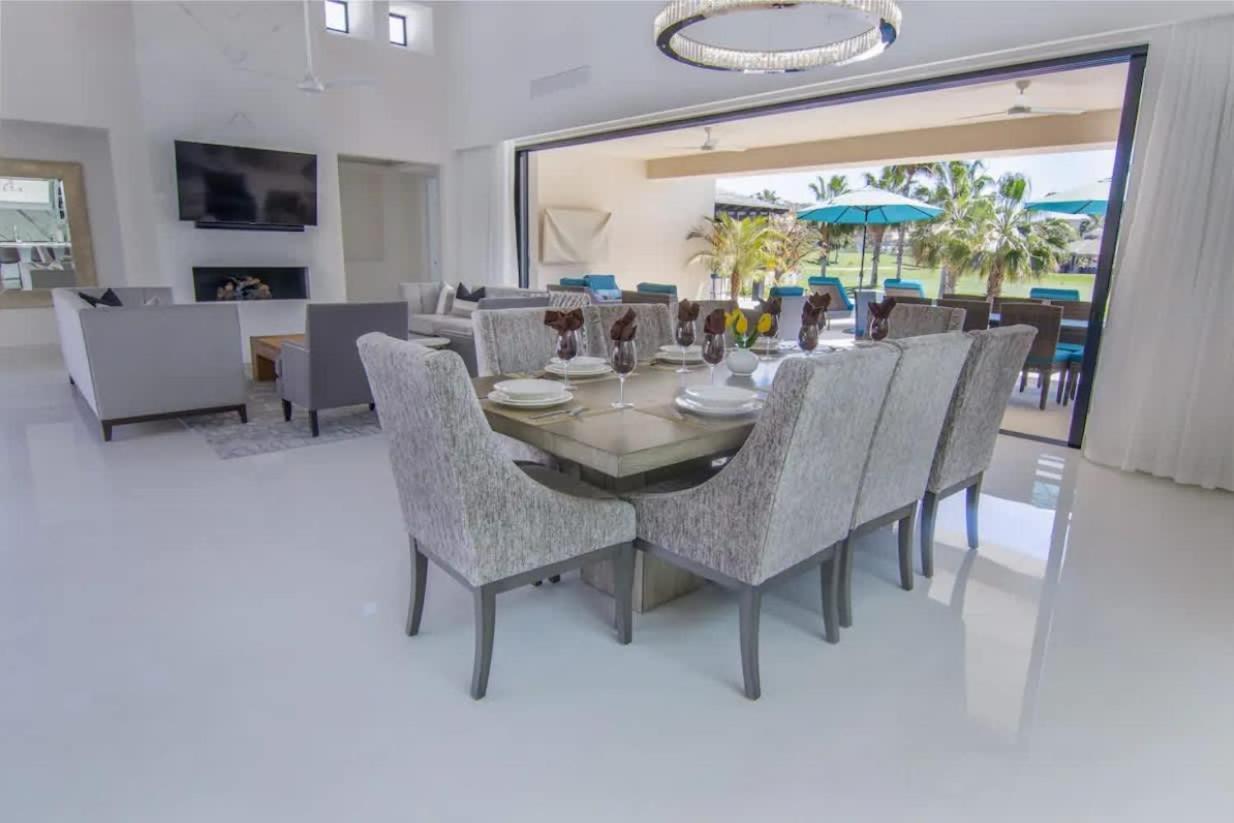 5 Bedroom Golf 42 Diamante Villa *