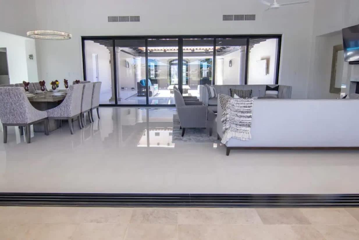 5 Bedroom Golf 42 Diamante Villa