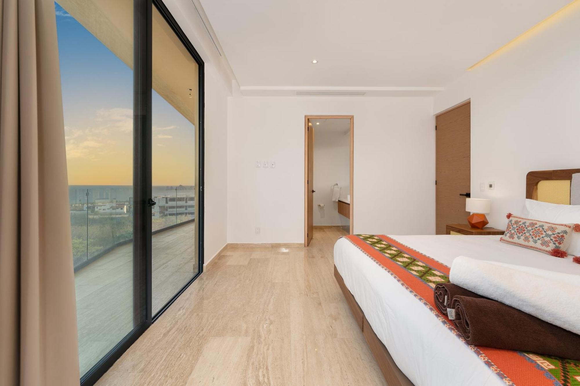 Mistiq Cabos