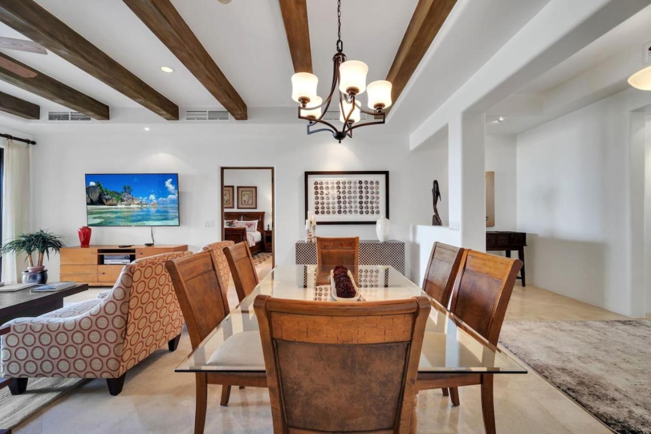 2 Bd 5-star Beachfront Paradise * Cabo San Lucas