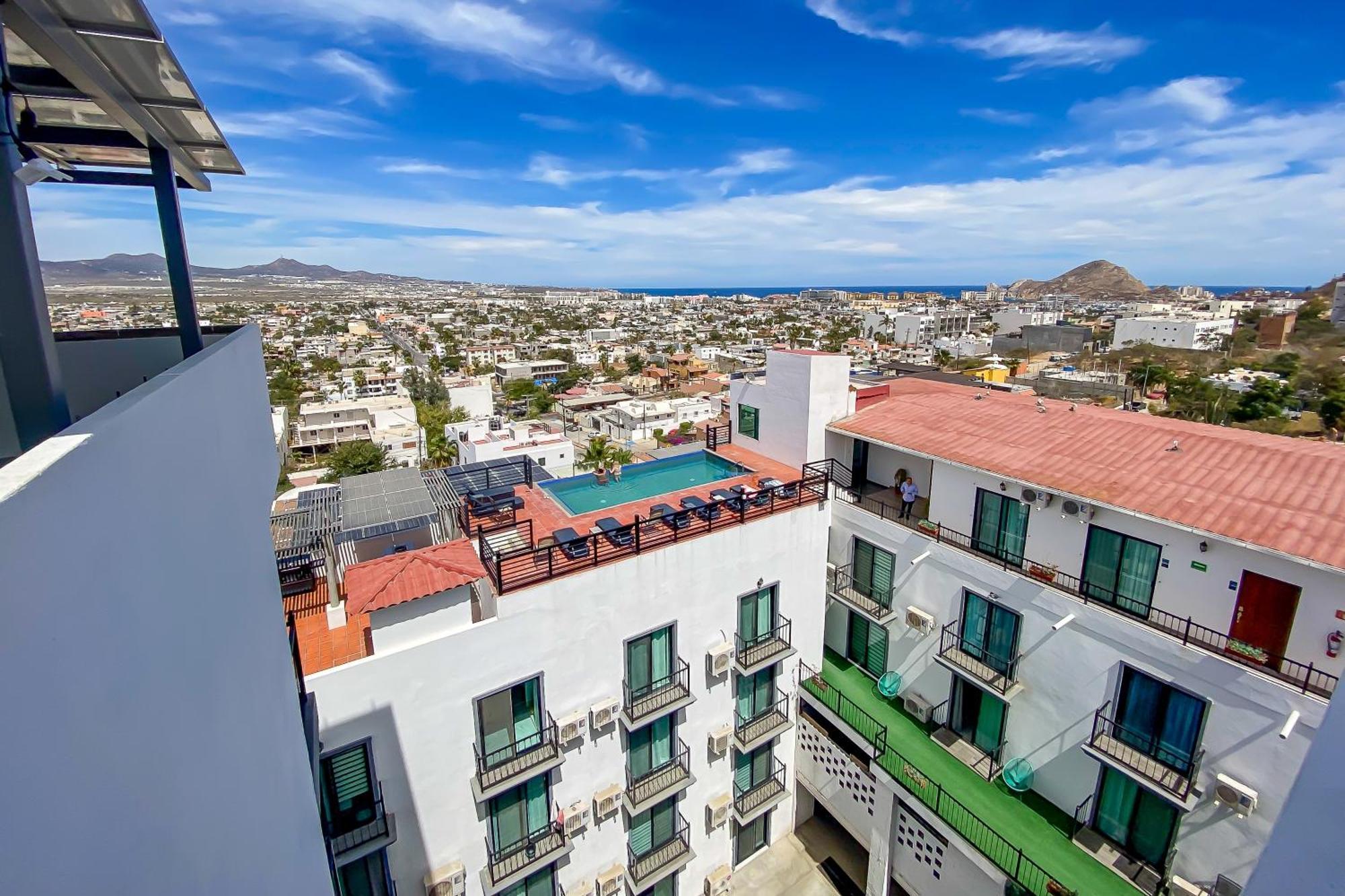 Cabo Cove 408