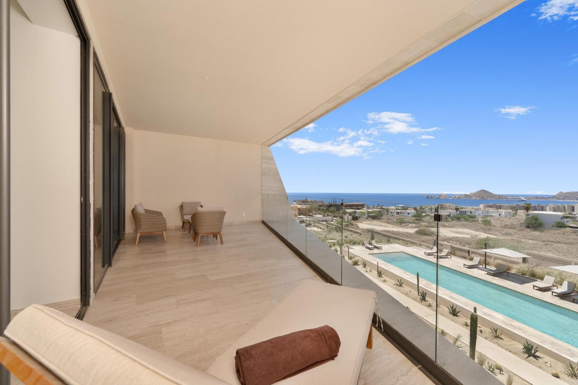 Mistiq Cabos *