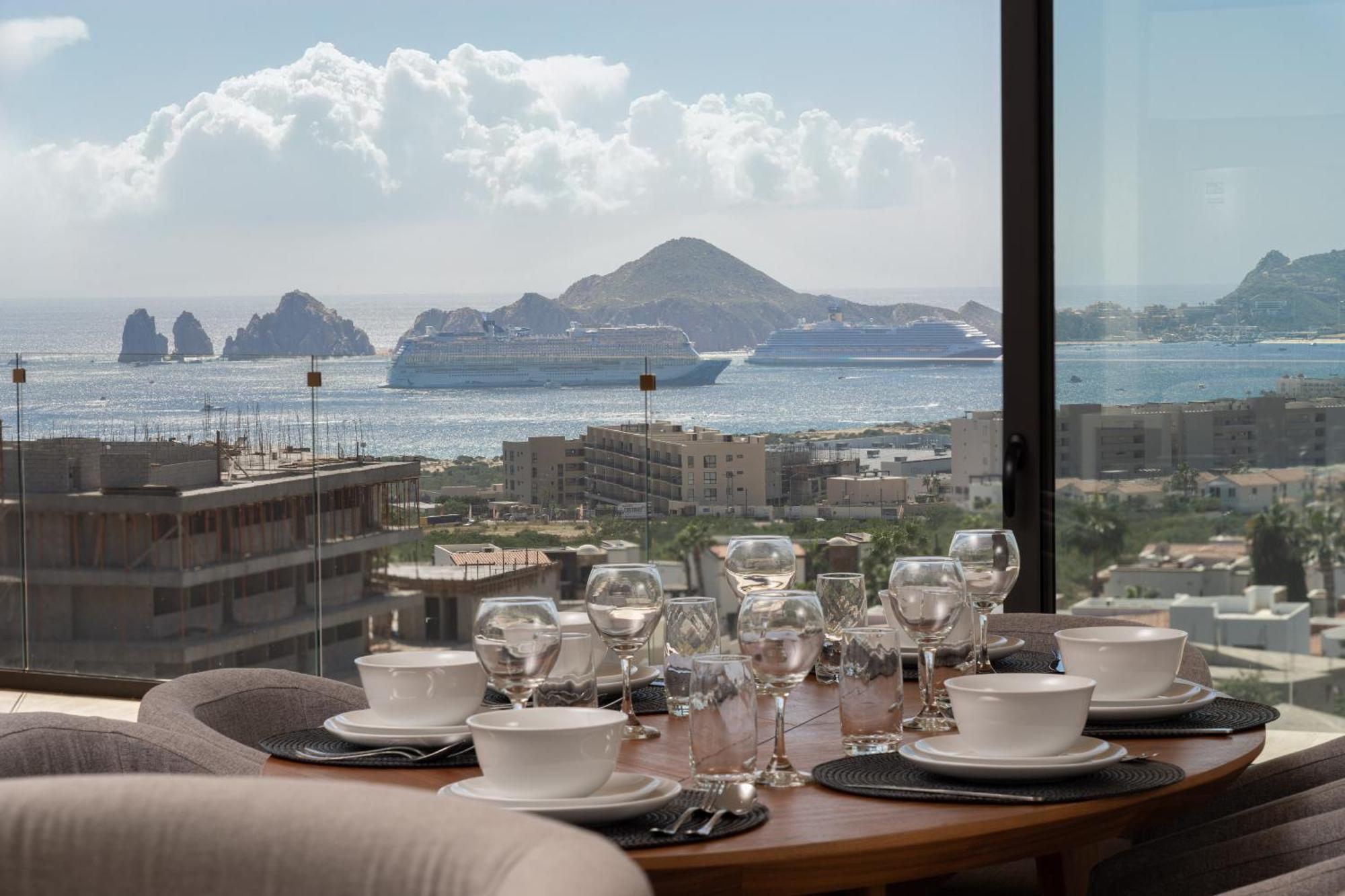 Mistiq Cabos