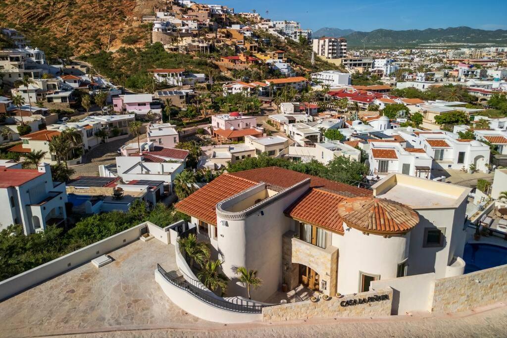 Villa Casa La Pinata 7br - Concierge And Maid Included