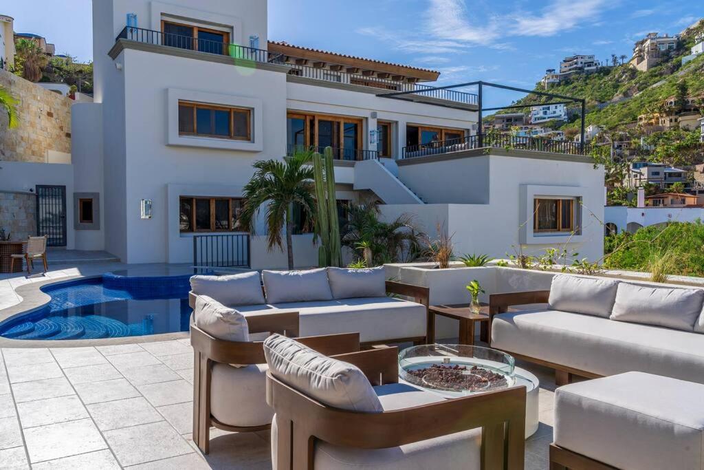 Villa Casa La Pinata 7br - Concierge And Maid Included