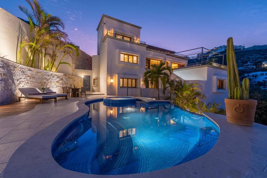 Casa La Pinata 7br - Concierge And Maid Included *
