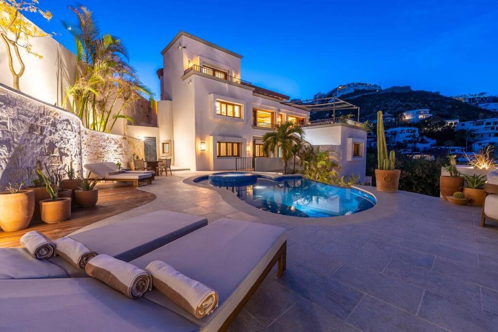 Casa La Pinata 7br - Concierge And Maid Included *