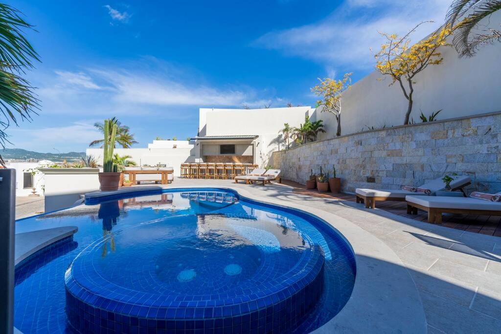 Casa La Pinata 7br - Concierge And Maid Included Villa