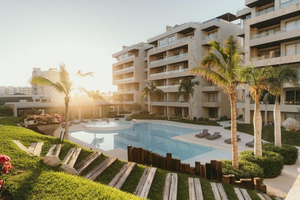 Loft Con Balcon Privado, Estacionamiento Gratis - Un Oasis En Cabos * Cabo San Lucas