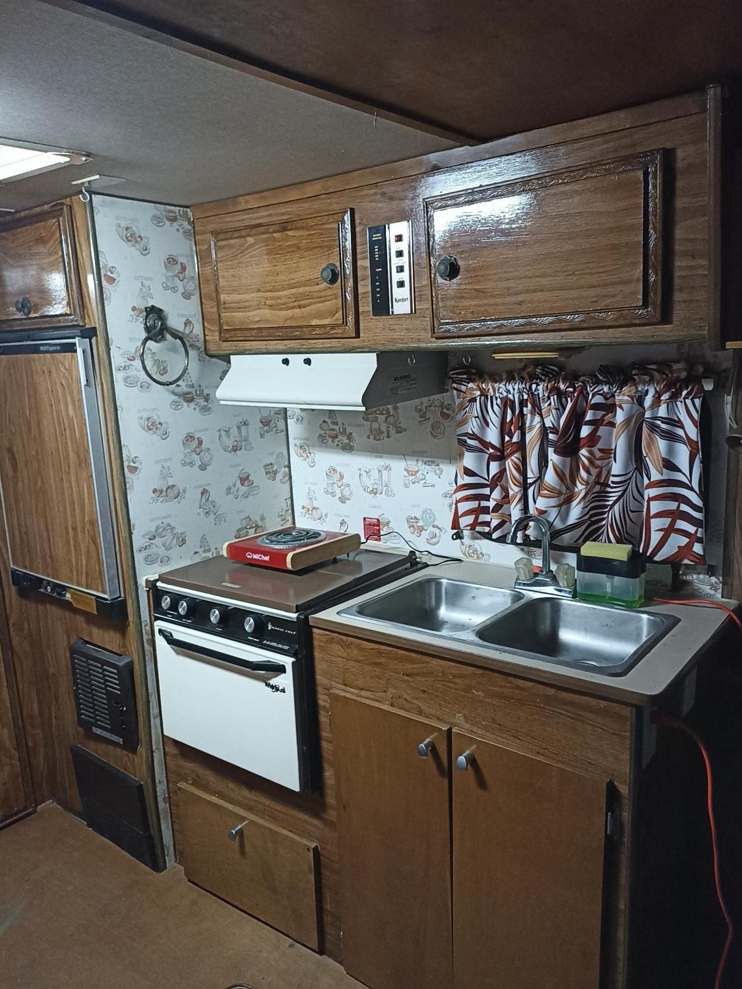 Apartment Peaceful And Cozy Camper In The Center With Private Patio *