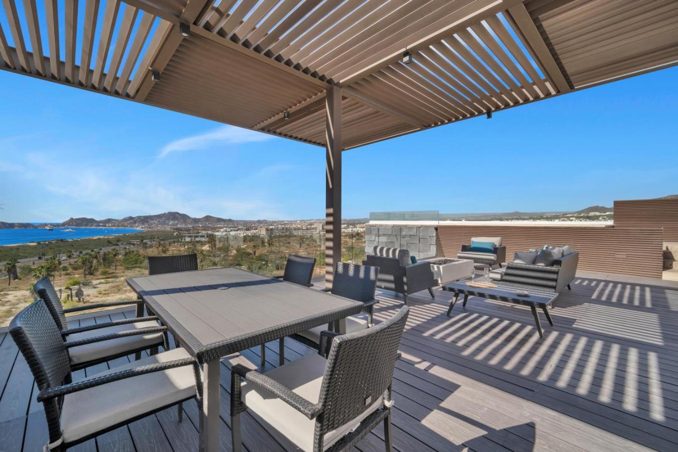 Arch Views Infinity Pool Cozy Close To Beaches Holiday home