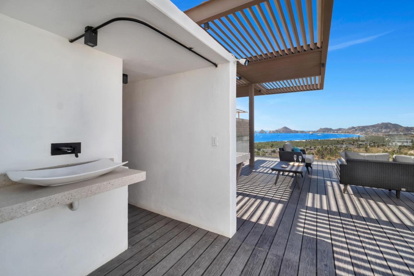 Holiday home Arch Views Infinity Pool Cozy Close To Beaches *