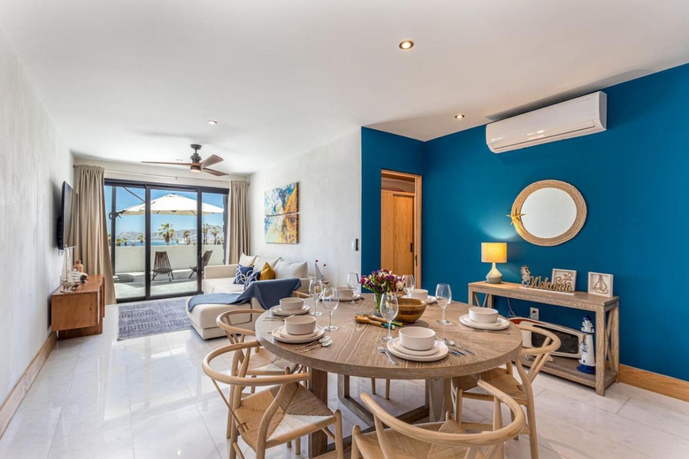 Holiday home Arch Views Infinity Pool Cozy Close To Beaches
