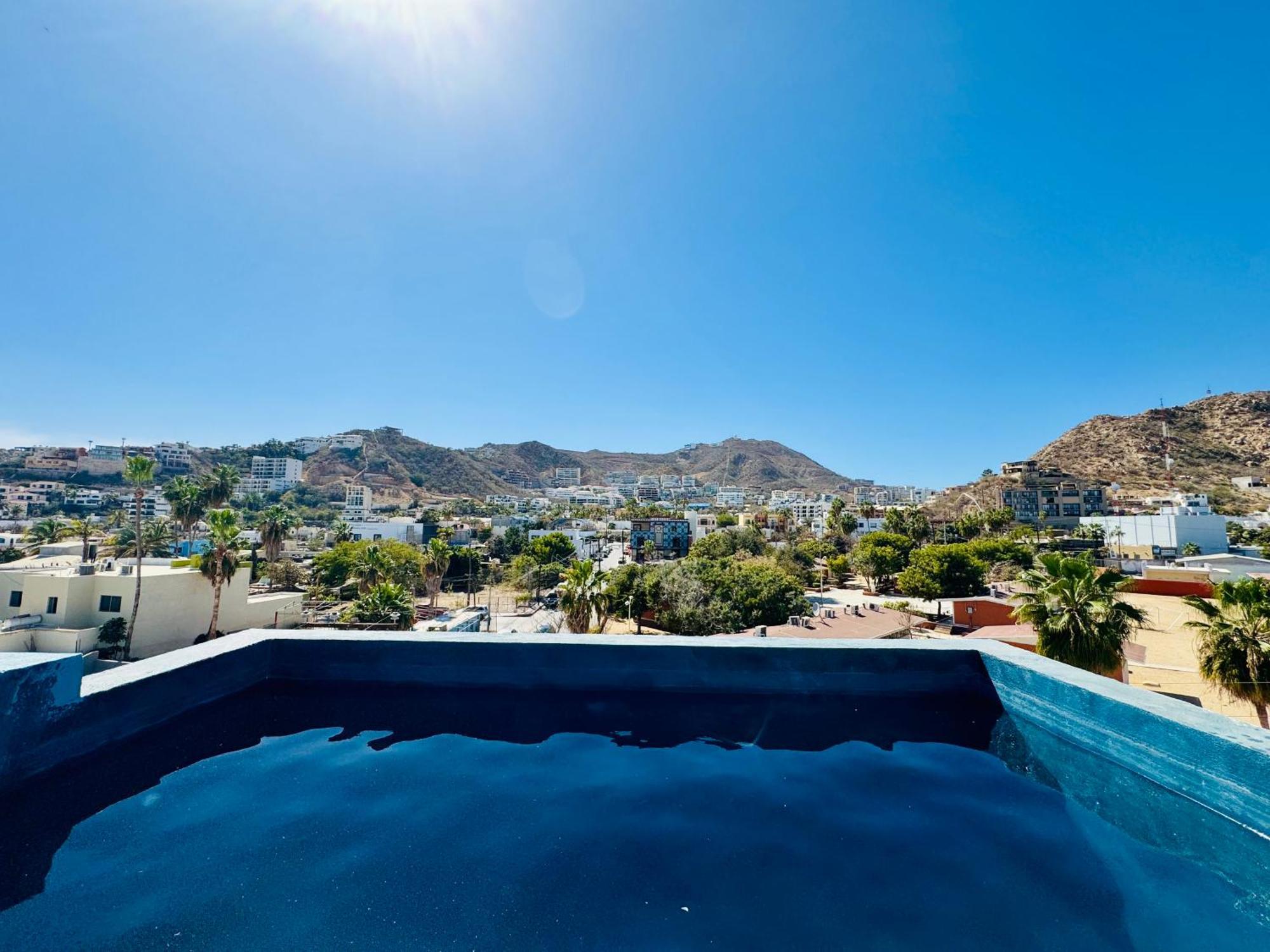 Colmena Marina Cabos Hotel *