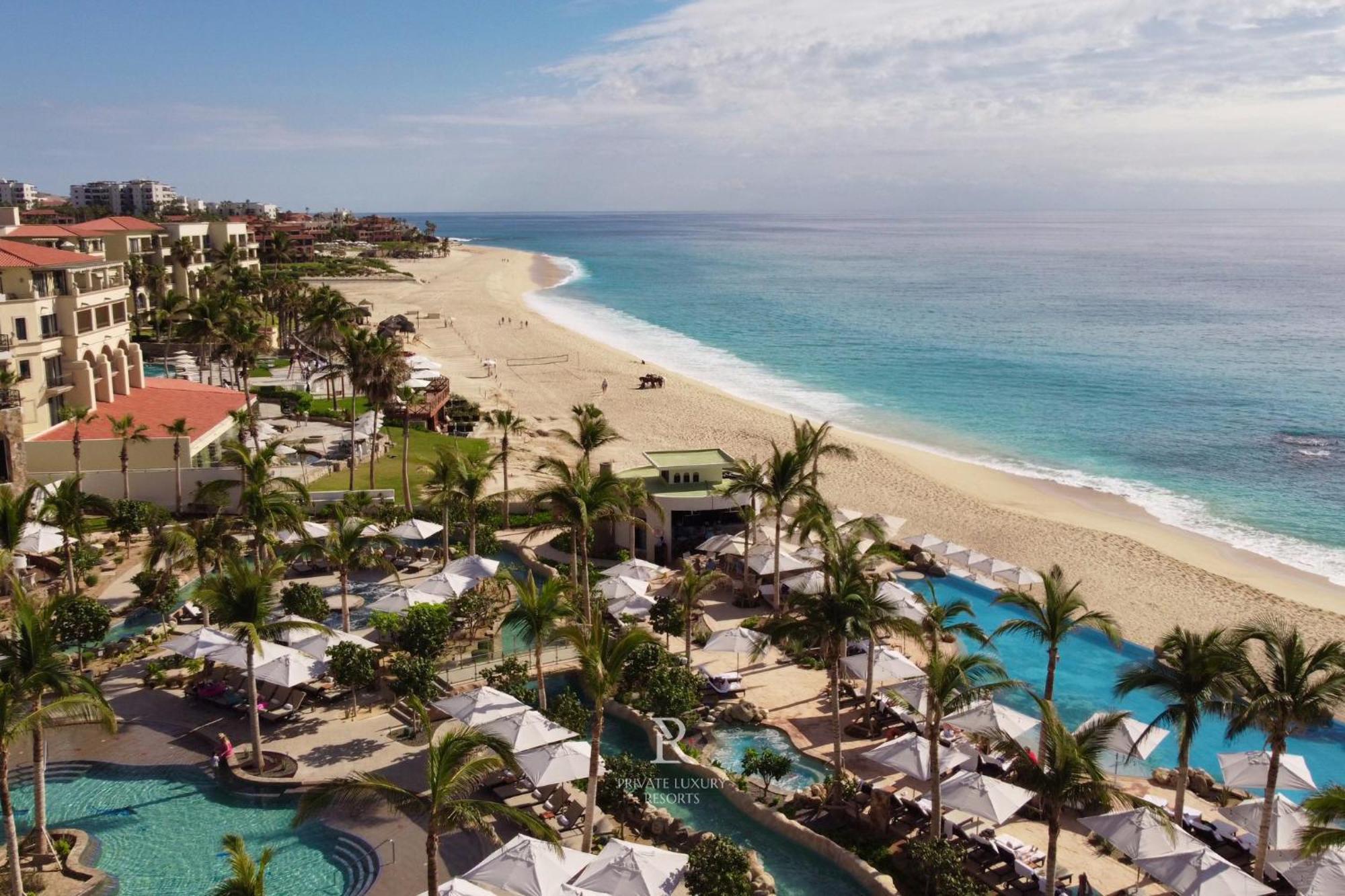Deluxe Pool View - La Valencia Resort Cabo San Lucas