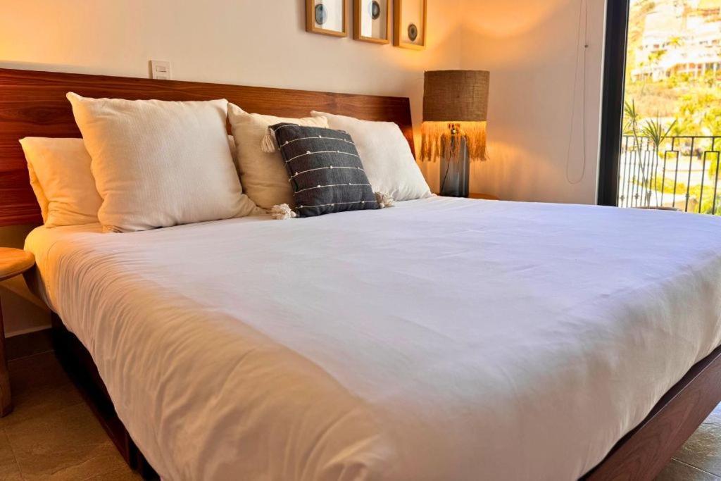 Casa Gallo, Heated Pool, Exclusive & Great Location Cabo San Lucas