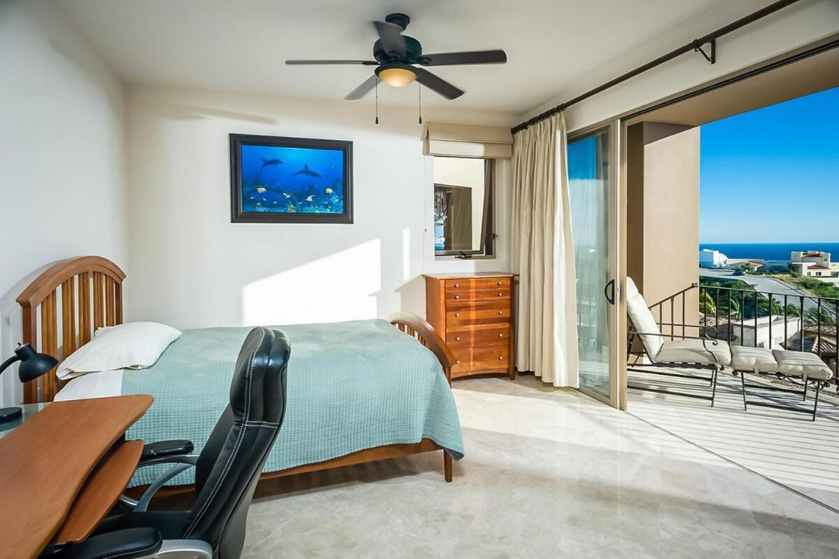 Azure, Cabos