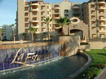 La Apartahotel *