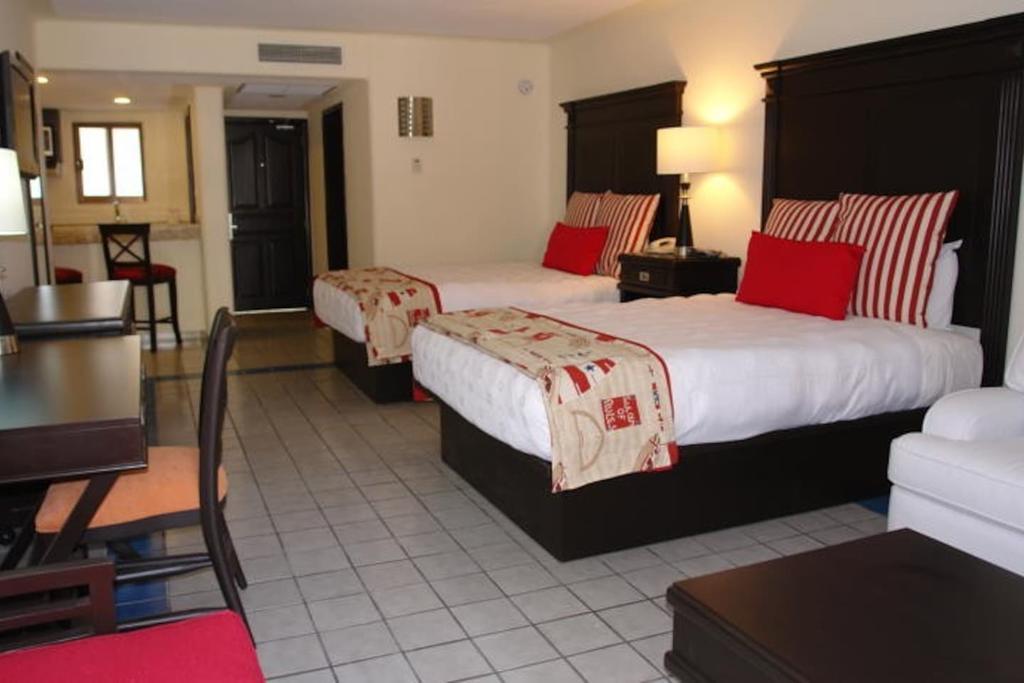 Rated For Value In Cabo! Nautical 1br Apartamento Cabo San Lucas