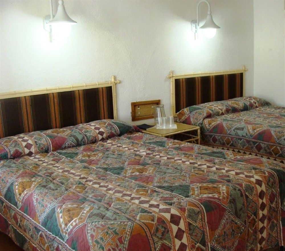 Mar De Cortez Hotel