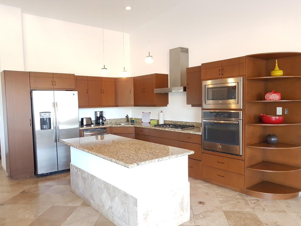 La Vista Luxury Villas At Pedregal 3*