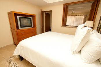 At Cabo And 5* Cabo San Lucas