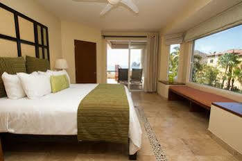 At Cabo And 5* Cabo San Lucas