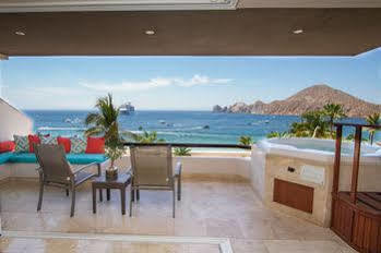 At Cabo And Hotel Cabo San Lucas