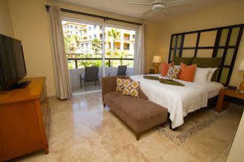 At Cabo And Hotel 5*