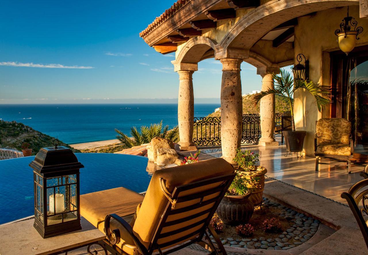 Stylish Pedregal Maria Villa