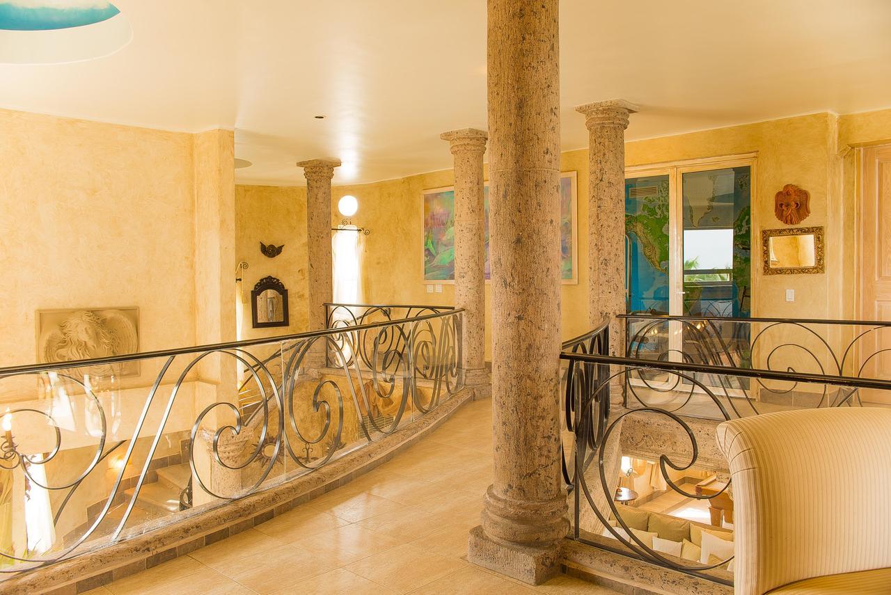 Spacious Cabo For Large Groups Alegria *