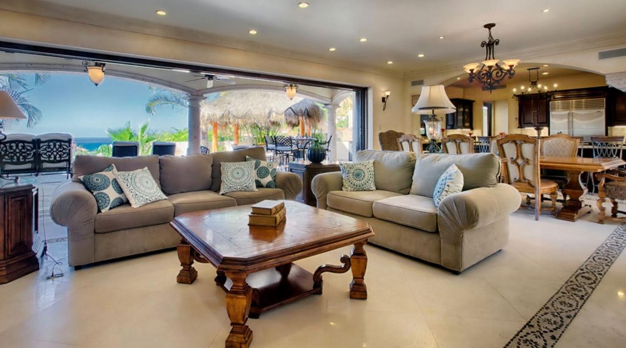 Antigua Villa
