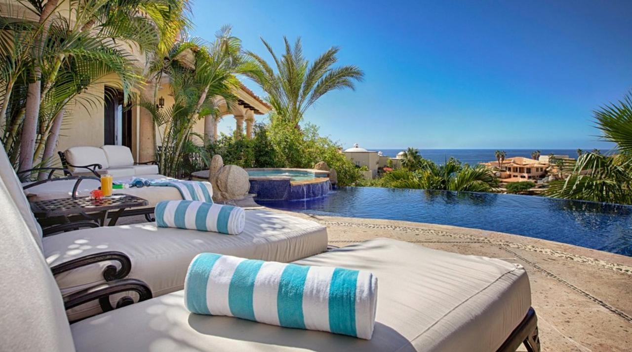 Antigua Villa