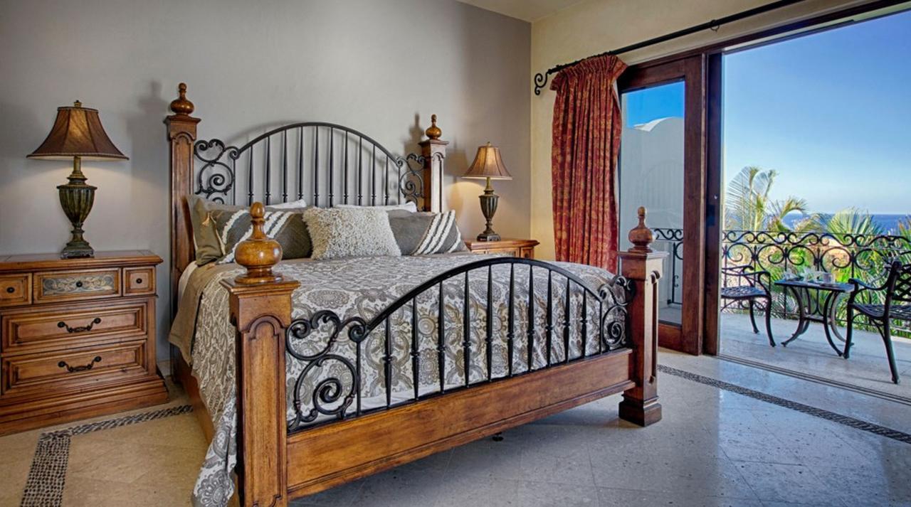 Antigua Villa Cabo San Lucas