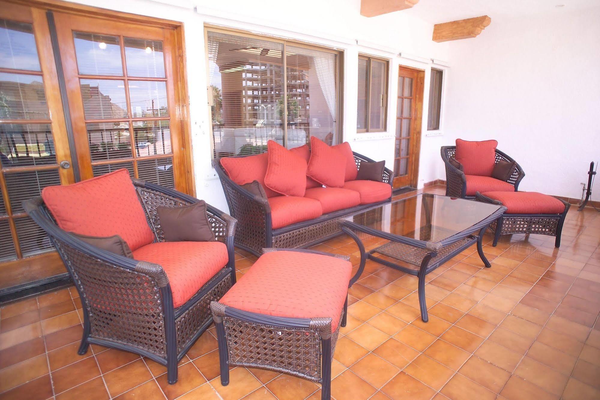 Giggling Marlin Penthouse Hotel Cabo San Lucas