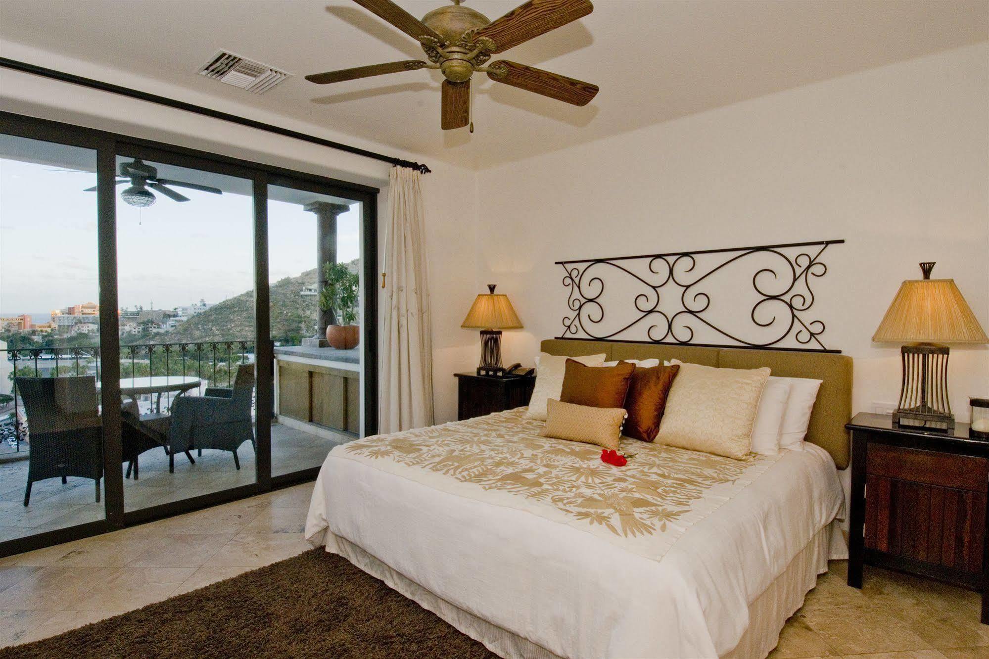 Apartahotel La Vista Luxury Villas At Pedregal