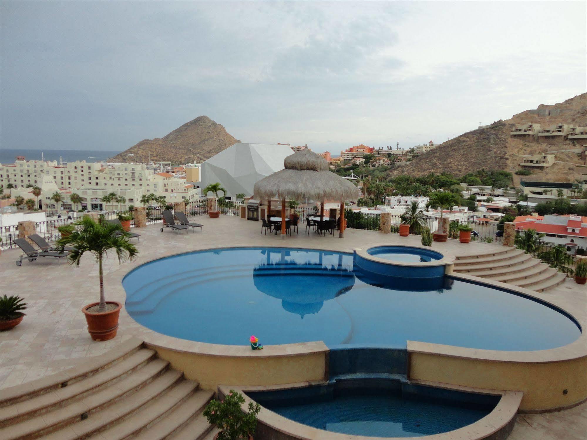 Apartahotel La Vista Luxury Villas At Pedregal