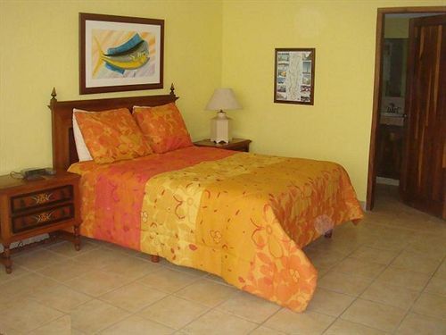 Apartahotel Marina Sol