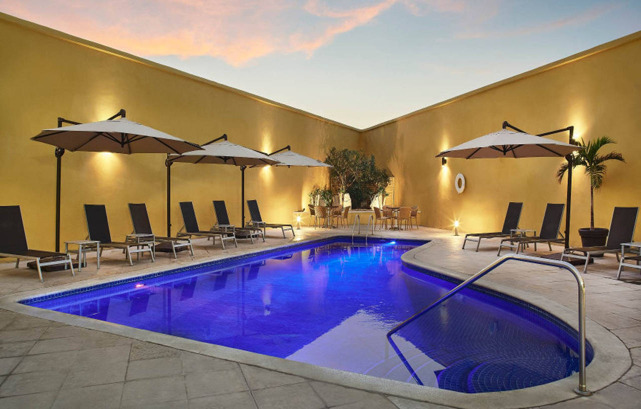Hotel Fairfield By Marriott Cabos